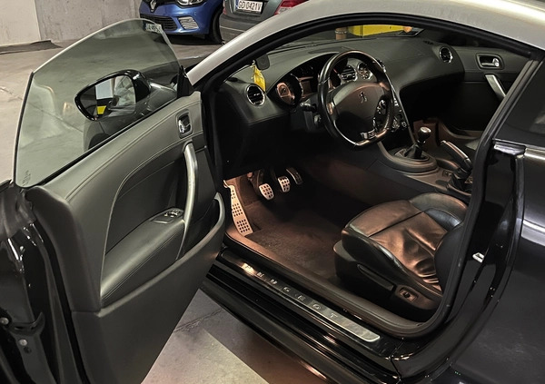 Peugeot RCZ cena 31500 przebieg: 133000, rok produkcji 2010 z Gdynia małe 596